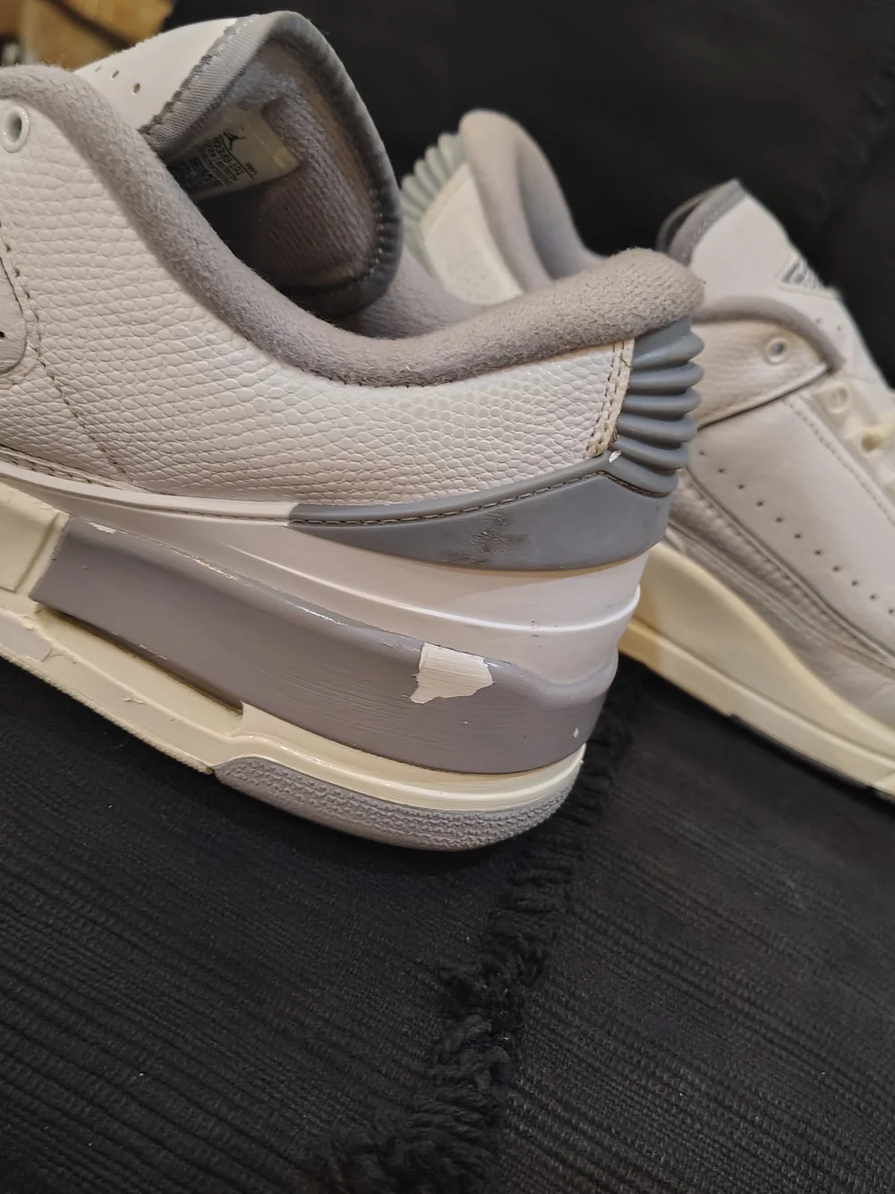 Jordan 2/3 White Cement Grey sneakers